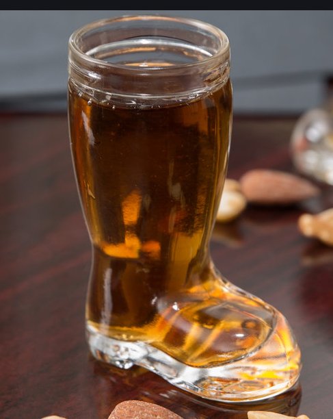 Schnapsgläser 4 - er Set - Maßkrug / Stiefel 🍺👢 - Geschenkebuddy
