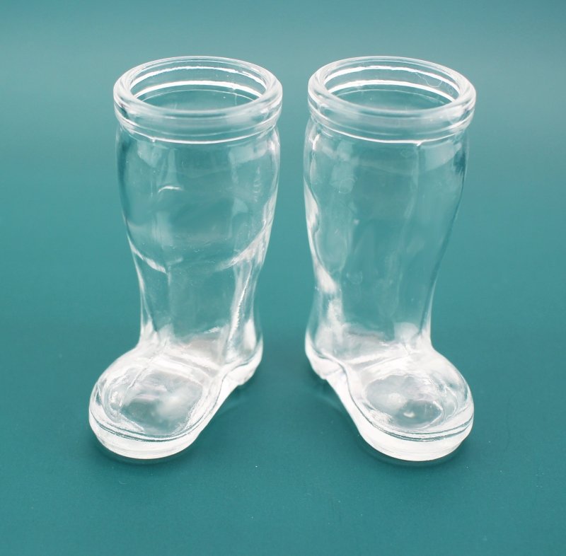 Schnapsgläser 4 - er Set - Maßkrug / Stiefel 🍺👢 - Geschenkebuddy